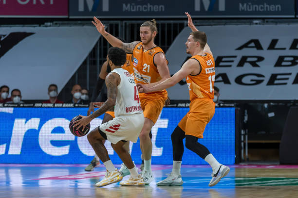 李某某更是 李某某更是