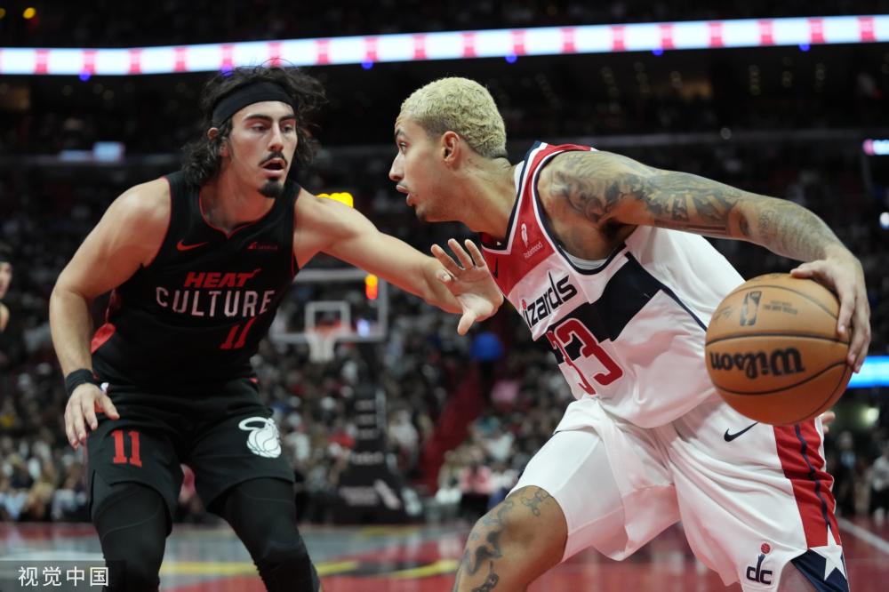 看台上的那 看台上的那