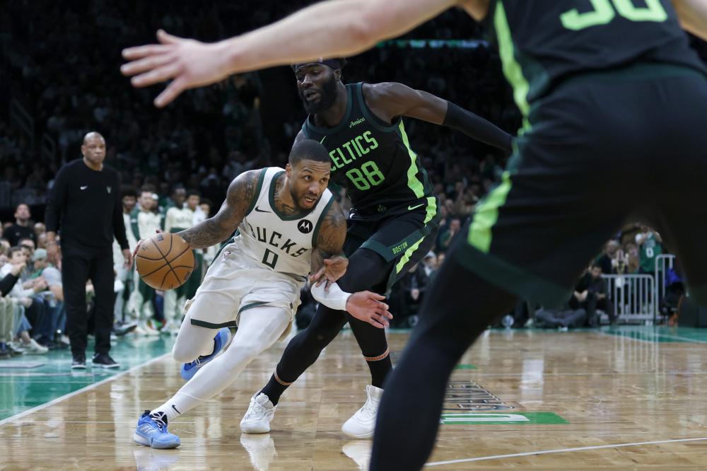 他不仅扮演 他不仅扮演