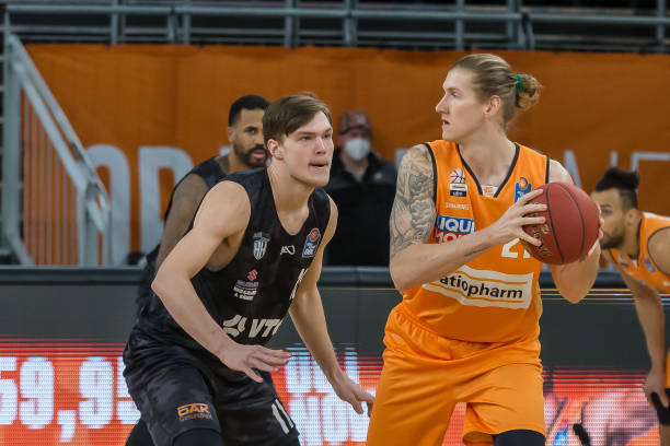 续前行的动 续前行的动